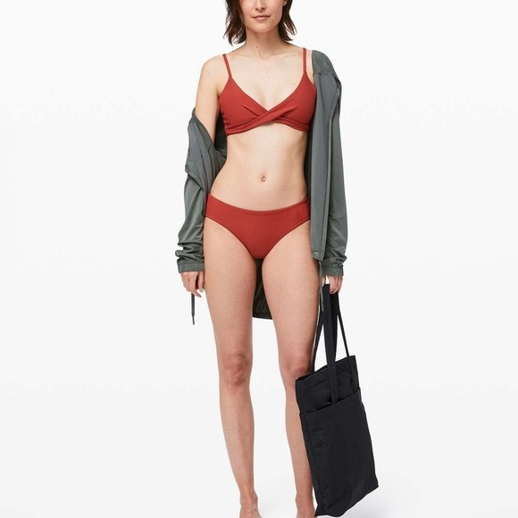 Lululemon Beach Boss Bikini Top and Beach Boss Low Rise Skimpy Bottom Cayenne - Picture 4 of 9